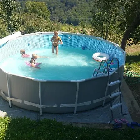 Vila Mira I Tisine *
