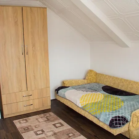 Apartment Vila Mira I Tisine Rokci